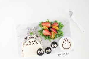 Totoro sandwich bento food art